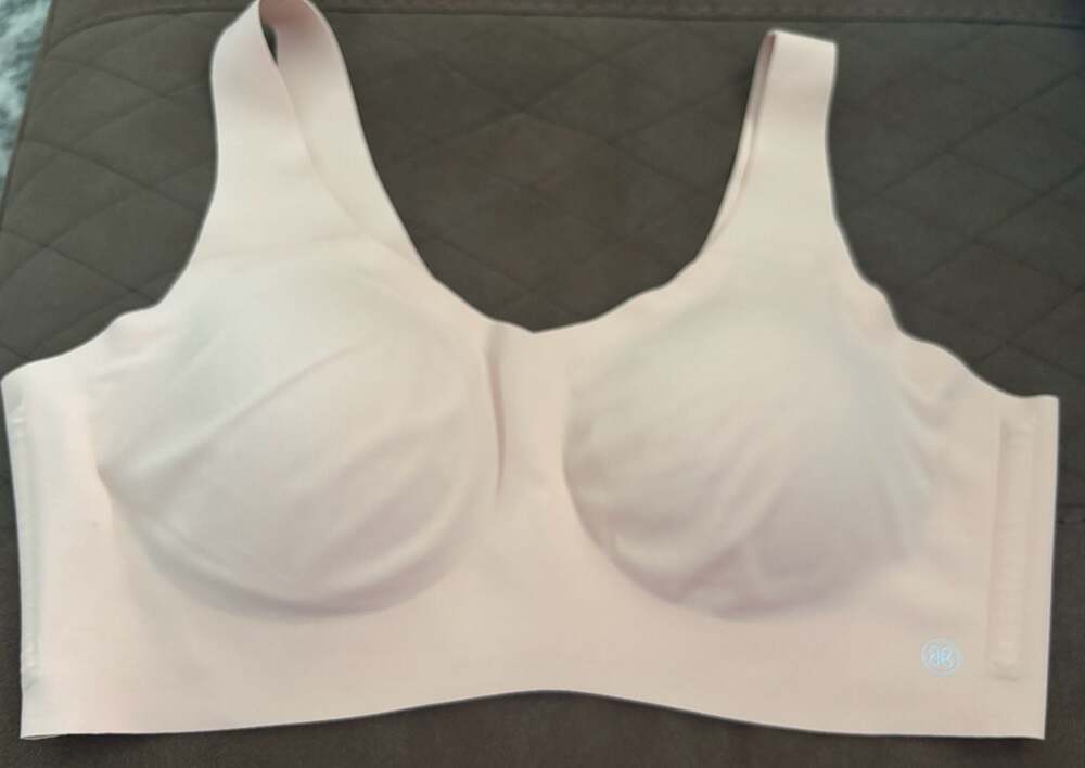 Lot of 3 Breezies Seamless Unlined Wirefree Comfort Bras Pastel Colors - Picture 14 of 15